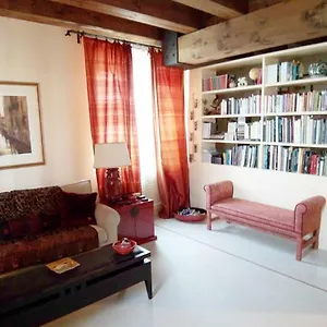 giudecca-molino-stucky.hotelslidodijesolo.com/